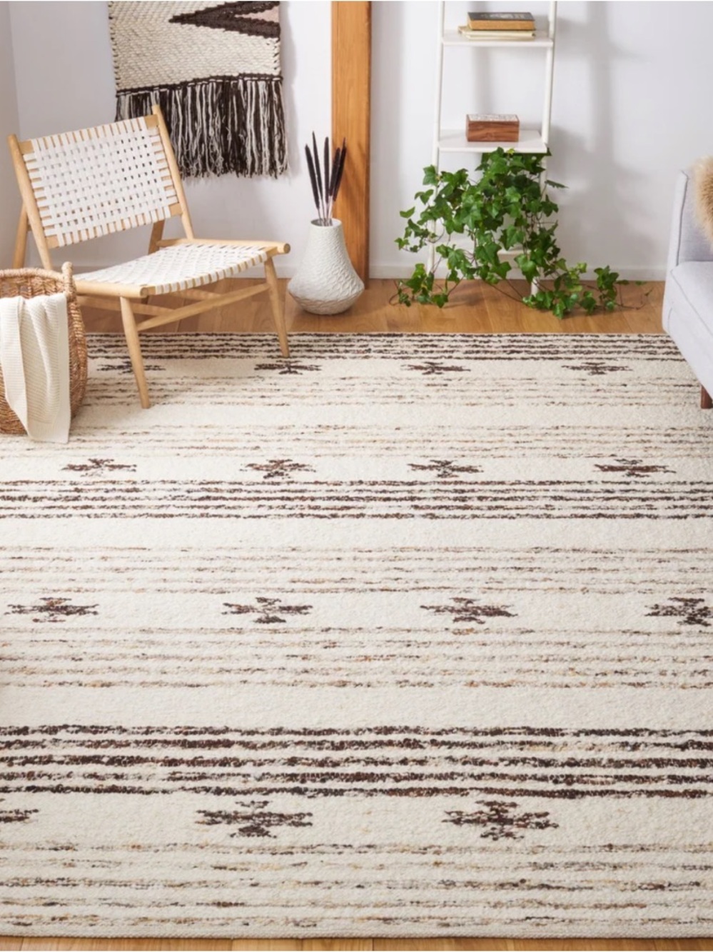 SAFAVIEH Handmade Natura Zack Boho Tribal Wool Rug